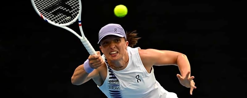 Iga Swiatek Got Annoyed With Her Kit at Australian Open