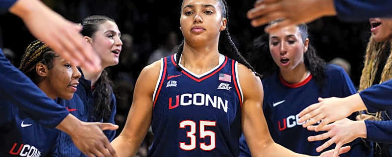 Azzi Fudd Reveals UConn HC’s Non-Negotiable Standard