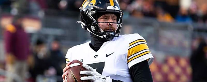 Former Iowa QB Receives Shocking NFL Opportunity With Chiefs