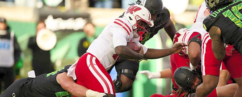 Luke Fickell&#39;s hand-picked recruits emerge as bright spots in Badgers&#39; loss to Oregon