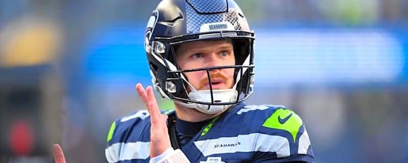 Royals' Vinnie Pasquantino Has 3-Word Reaction to Seahawks' NFC Championship