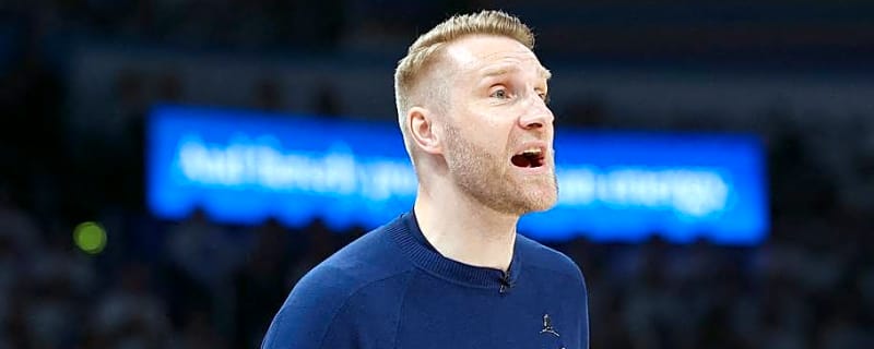 What should the Grizzlies do with this veteran?