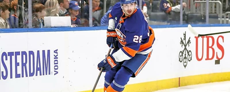 Islanders Playoff Hopes Take Huge Hit With Latest Injury