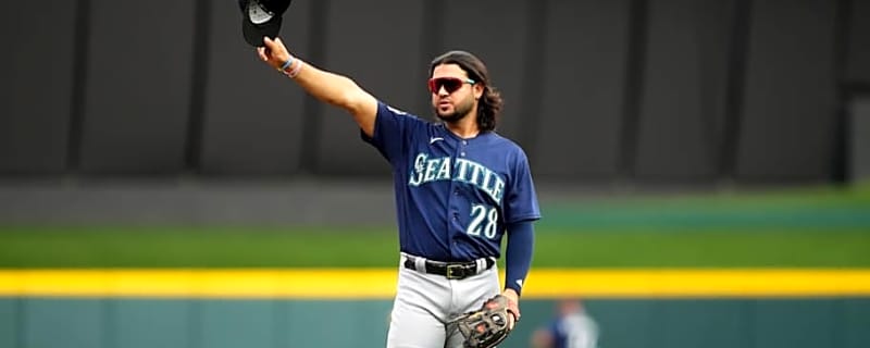 Mariners' Eugenio Suárez Linked to Reunion With Shocking NL Contender