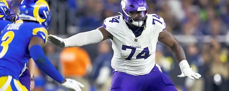The potential for any Chicago Bears interest in Cam Robinson