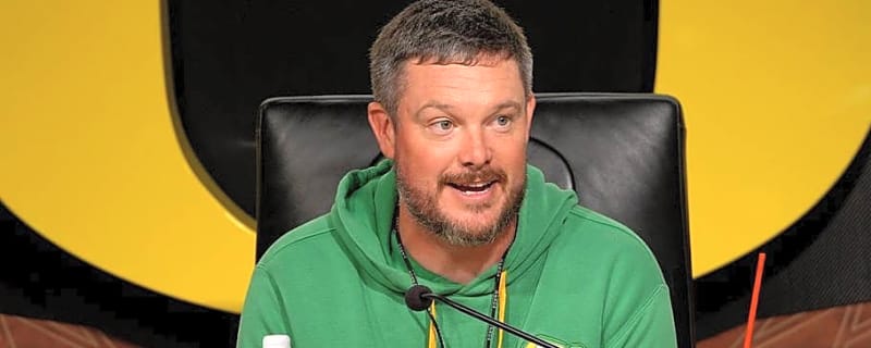 Dan Lanning Clarifies Oregon's Offensive Play Caller After Drew Mehringer Firing