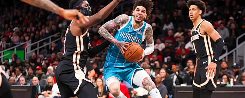 Final Score Picks and Predictions For Wednesday's Hawks-Hornets Matchup