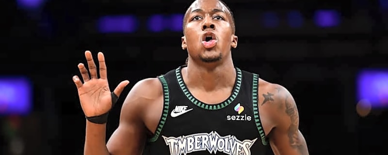 Ayo Dosunmu Calf Injury Adds Pressure On Wolves In Final 10 Games
