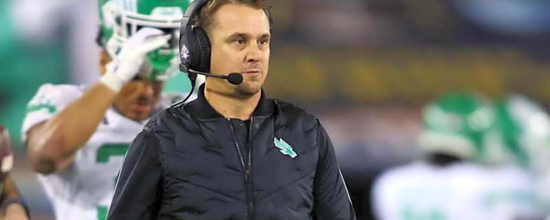 Rising college football coach becomes favorite to land Oklahoma State job