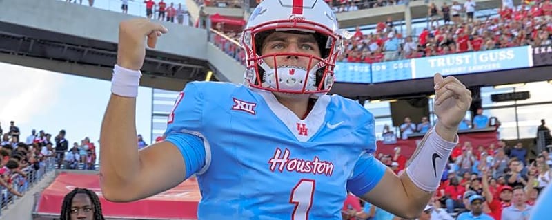 No. 20 Houston Unveils Special Helmets to Go Along With Blue Uniforms