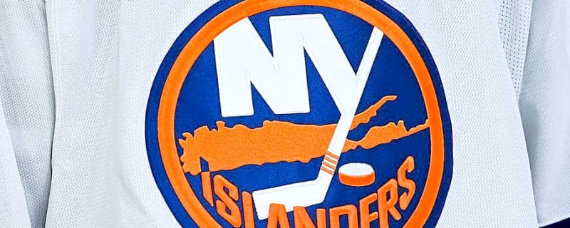 NY Islanders Veteran Gets Season Started on High Note