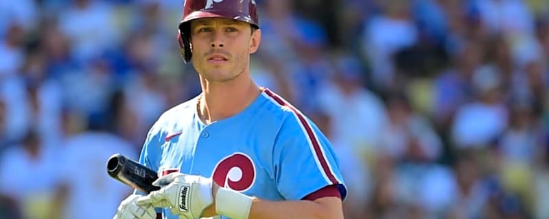 Phillies Have Little Choice but to Re-Sign J.T. Realmuto This Offseason