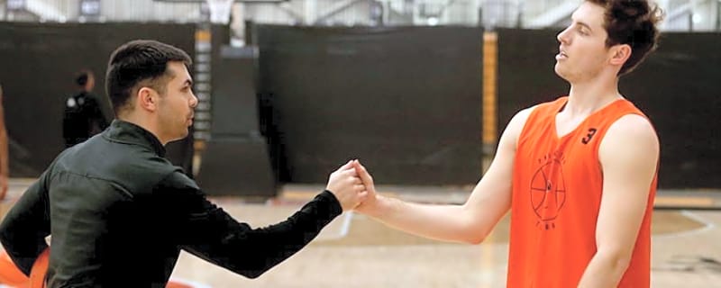 Stanford Basketball Loses Top Assistant, Hiring Another Coach to Staff