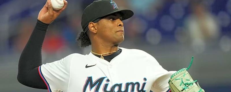 Why D-backs Should Avoid Risky Trade for Marlins Pitcher