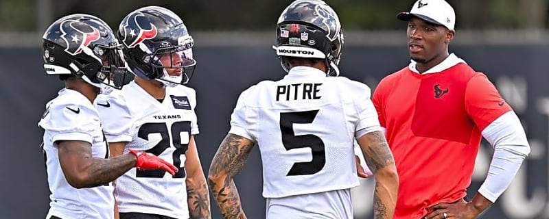 Texans Cut Two Injured Defenders Weeks Before Training Camp