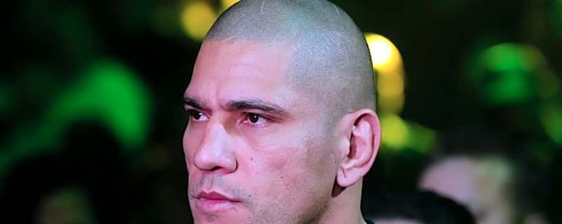 UFC Heavyweight Star Reveals Surprise Return to Alex Pereira's Weight Class