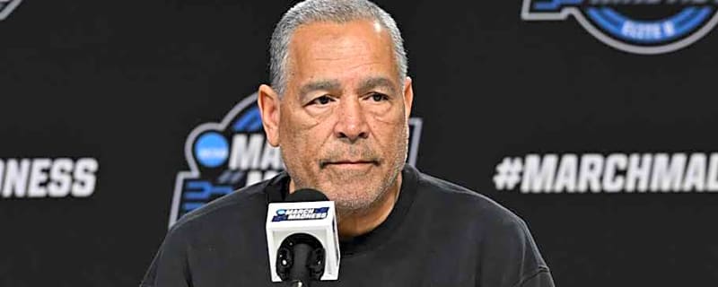Kelvin Sampson Shares Why Exactly Houston Has Become Such a Successful Program