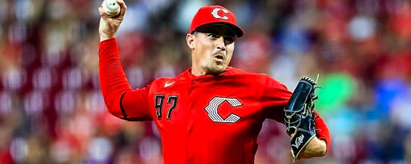 Twins Make Low-Risk Bullpen Addition With Ron Marinaccio Signing