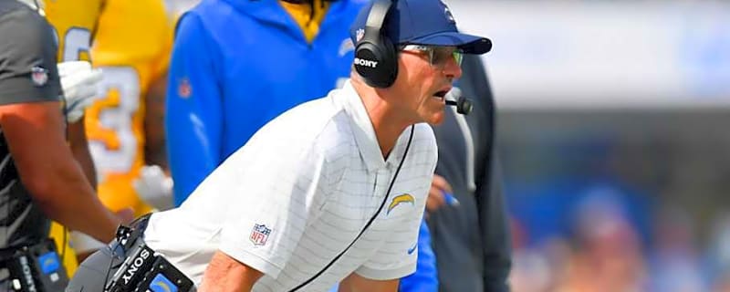 Struggling Chargers veteran announces sudden retirement out of nowhere