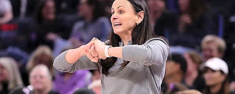 Sandy Brondello Shares Last Word Before Liberty Playoffs