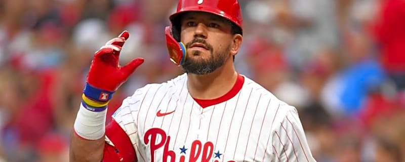 Pirates Make Record Offer for Phillies&#39; Kyle Schwarber