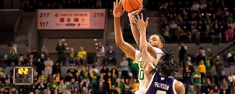 It Was Ultimate Huskies' Kiss of Death in Eugene