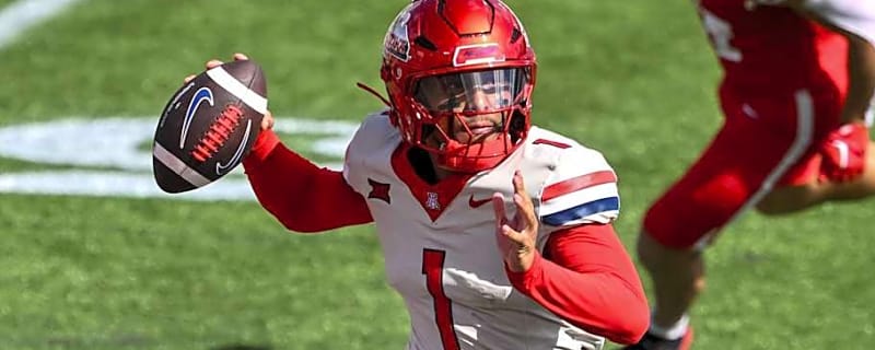 Arizona Named As a Front-Runner For 2027 Three-Star QB