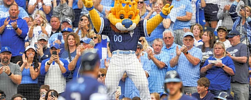 Royals Predicted To Land &#39;Athletic, High-Upside&#39; 3B To Pair With Bobby Witt Jr.