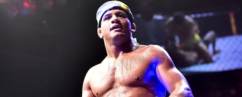 Ex-UFC Welterweight Title Challenger Retires, Suffers Ugly TKO Loss at UFC Winnipeg