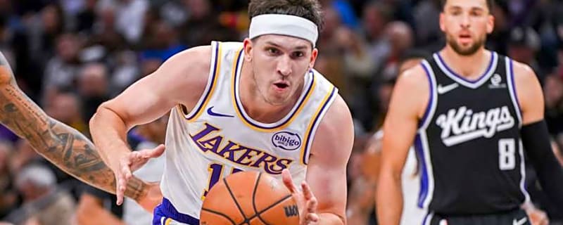 Zach LaVine Gives Props to Austin Reaves&#39; 51-Point Game in Kings-Lakers