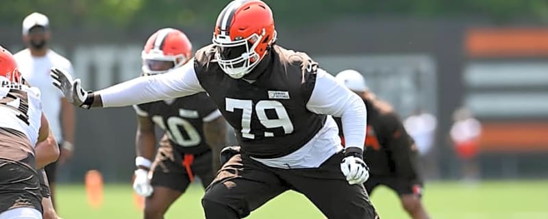 Dawand Jones offseason work sparks positivity for Browns offensive line in 2025