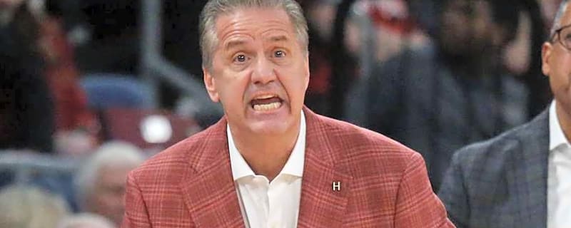 Razorbacks Shorthanded, Unbothered, Loud in Starkville Against Bulldogs