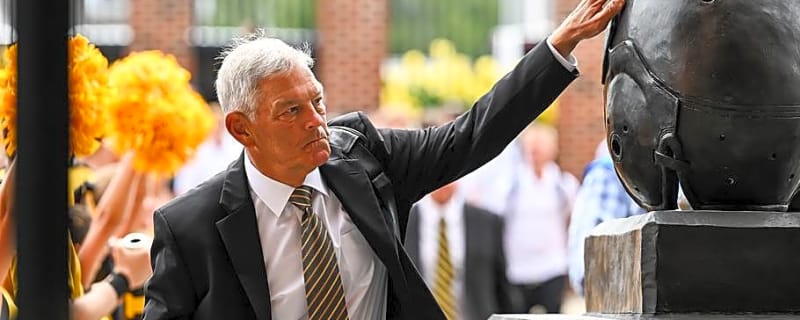 'Work the Hardest the Longest': Iowa Football's Mantra Embodies the Hawkeyes