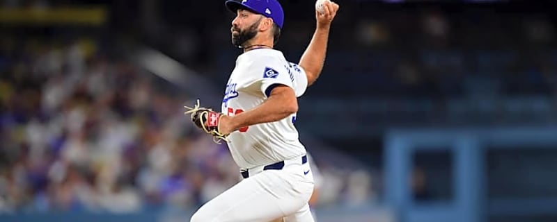 Phillies Sign Former Yankees Pitcher