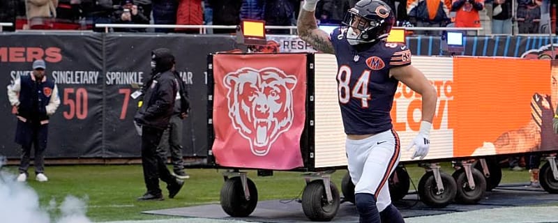 'Unbelievable' Bears TE Colston Loveland Getting Due Respect From NFL Peers