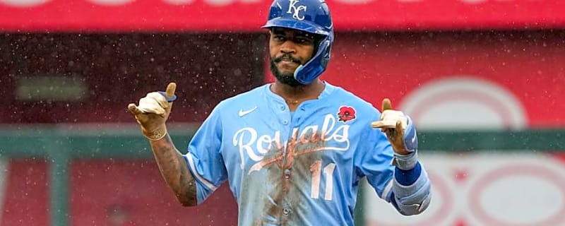 Kansas City Royals&#39; Maikel Garcia Scratched From Lineup With Thumb Injury