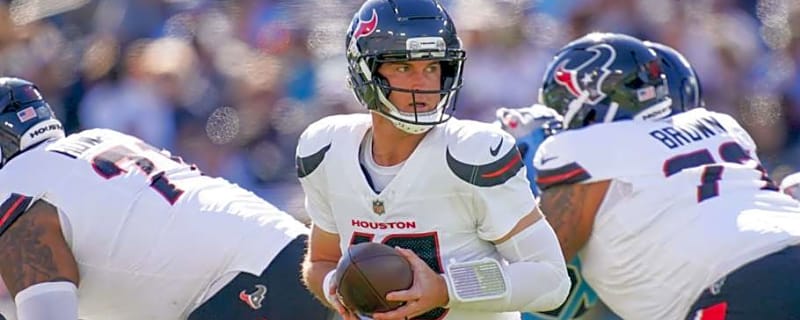 Texans Have Three Logical Trade Fits for Davis Mills