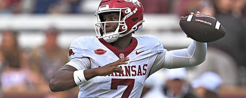 Jackson Isn't Looking Over His Shoulder At Hill Despite Struggles At QB