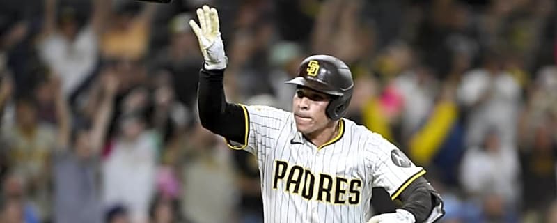 Padres&#39; Playoff-Clinching Walk-Off Shows Both Sides Happy With Royals Trade