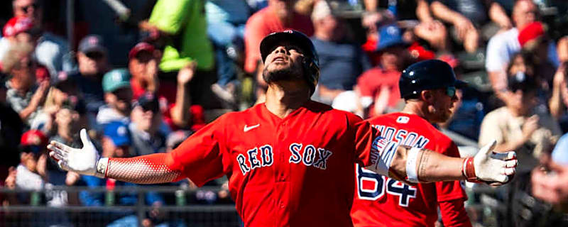 Red Sox's Willson Contreras Draws Fast Comparisons to Boston Legend