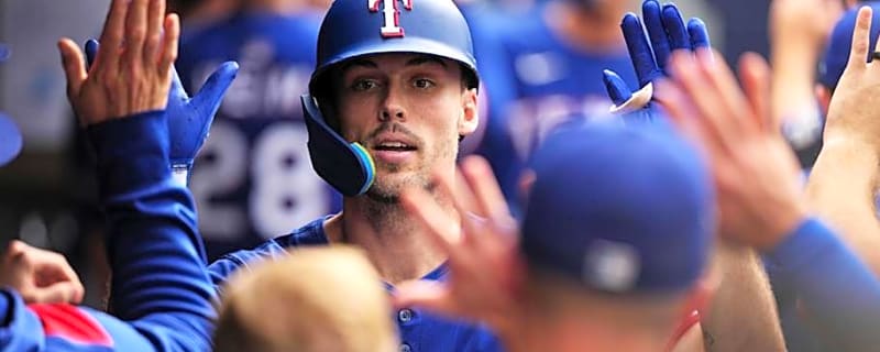 MLB Insider Reveals Rangers Hopes for Evan Carter at Spring Training
