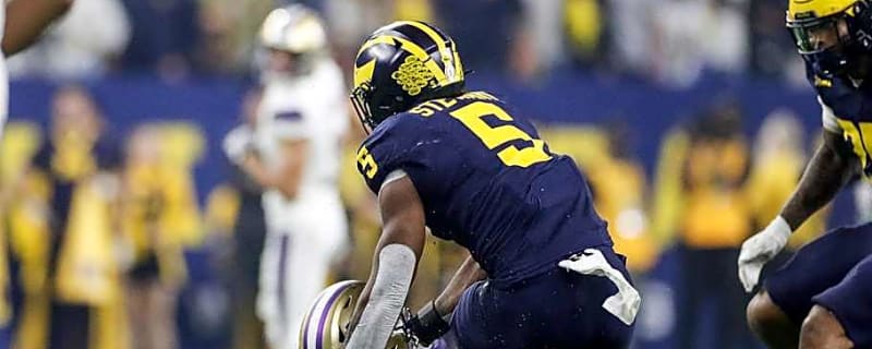 4 Things to Know About Rams' Josaiah Stewart