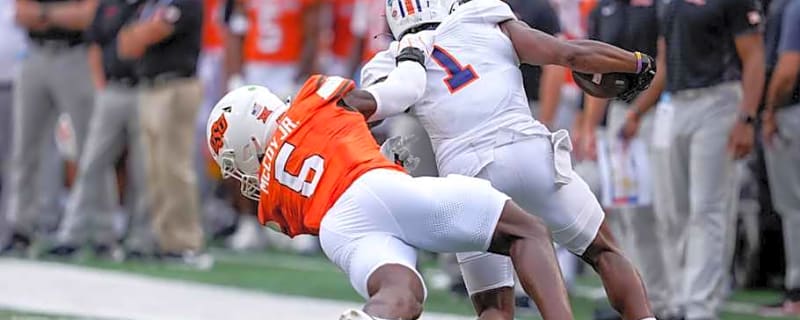 Cowboys&#39; Defensive Trio to Watch in Clash with Oregon