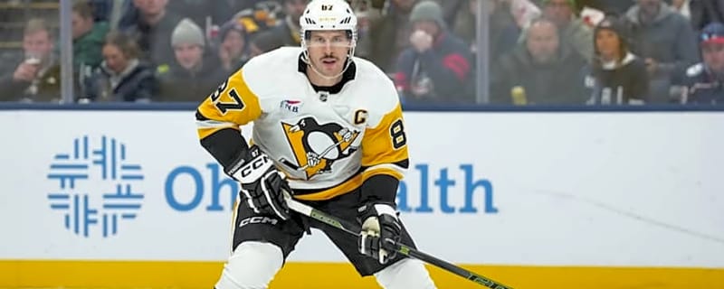 Penguins&#39; Sidney Crosby Closing in on Mario Lemieux