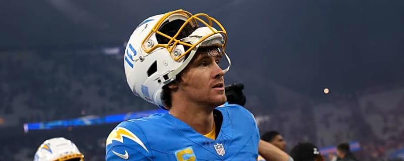 Chargers QB Justin Herbert&#39;s injury comeback compared to Bills&#39; Josh Allen