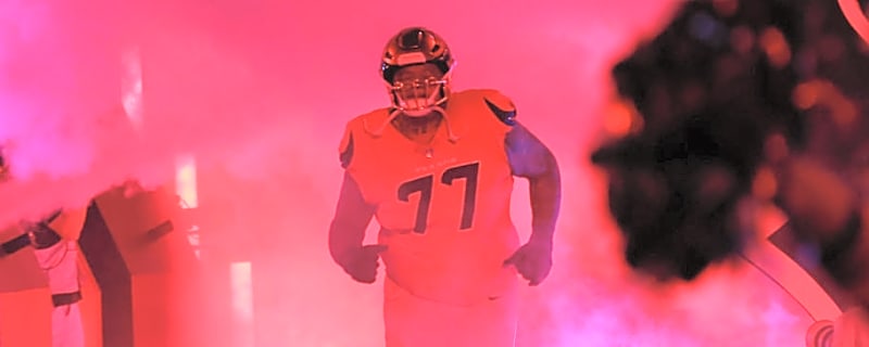 Texans, Trent Brown Agree to New Contract