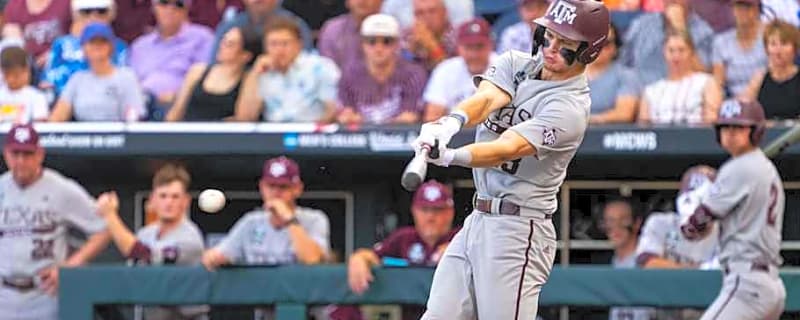 No. 22 Texas A&M Sweeps Doubleheader to Begin Series Vs. Oakland Golden Grizzlies