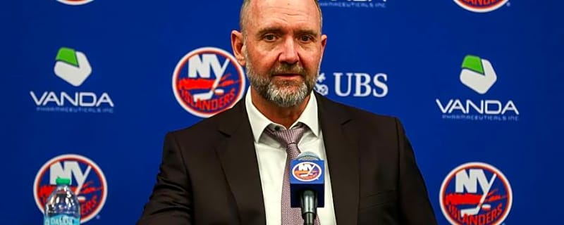 Peter DeBoer Reveals Reason for NY Islanders Line Change