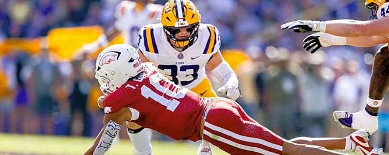 Petrino speaks on Arkansas quarterback situation ahead of Texas rivalry