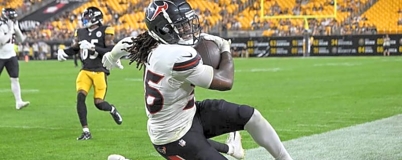Chicago Bears Sign 2 More Defensive Backs, Waive 2 Others With Injury Designations